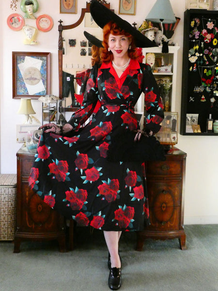 Black Applique Flower Dress Costume Sewing Vintage 1940