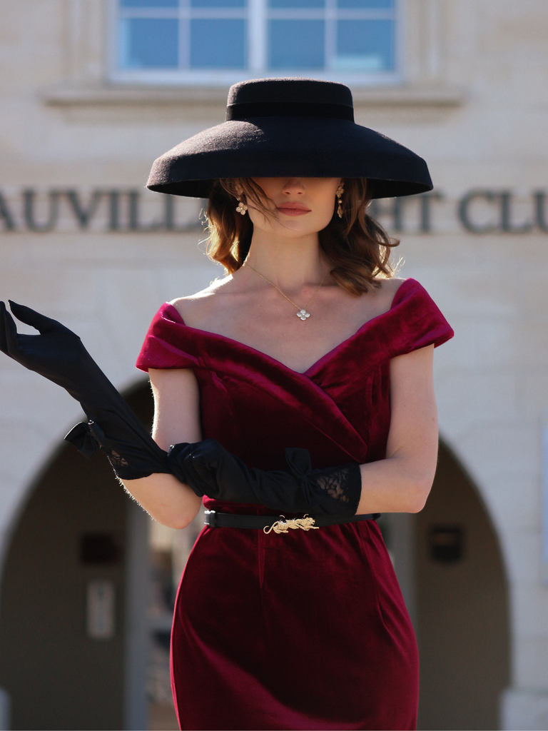 Wine Red 1960s Velvet Bodycon Dress