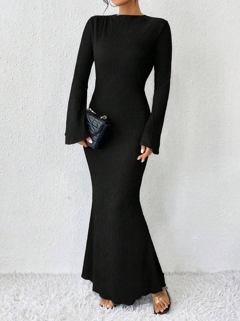 Black 1930s Solid Bell Sleeves Mermaid Dress