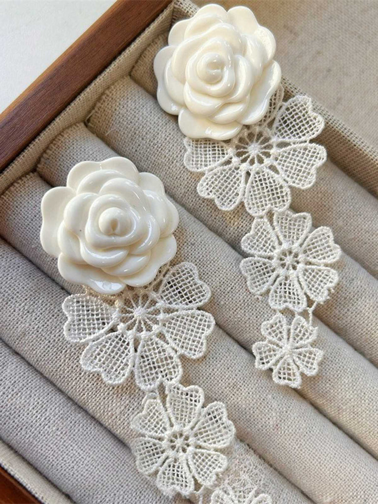 White Retro Lace Floral Earrings